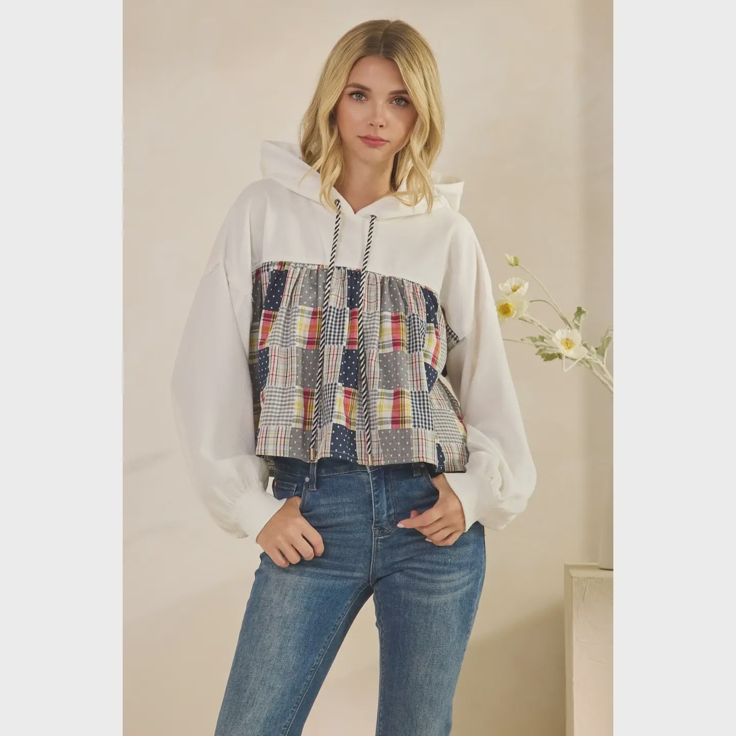 Contrast Cropped Hoodie
