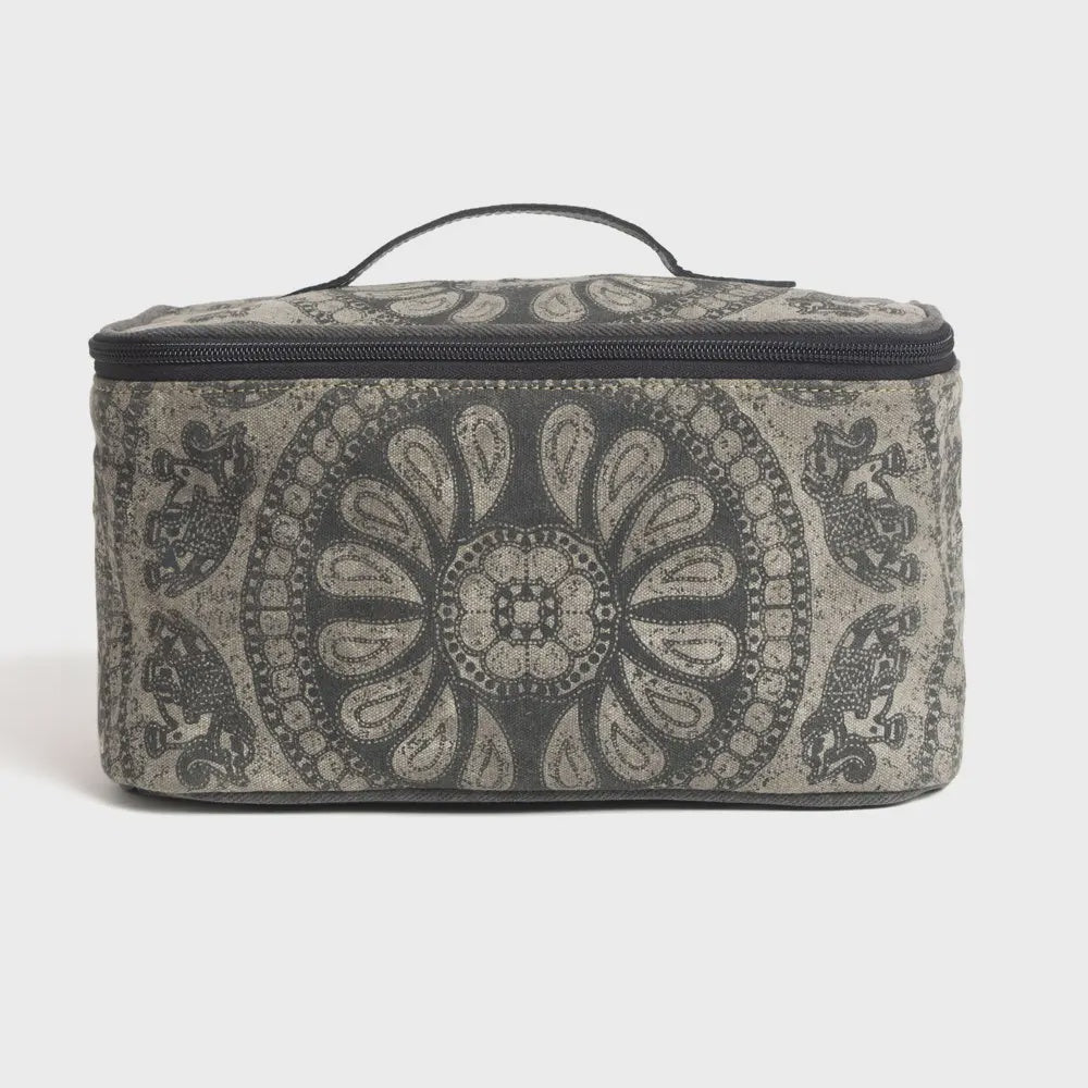 Carmela Toiletries Bag