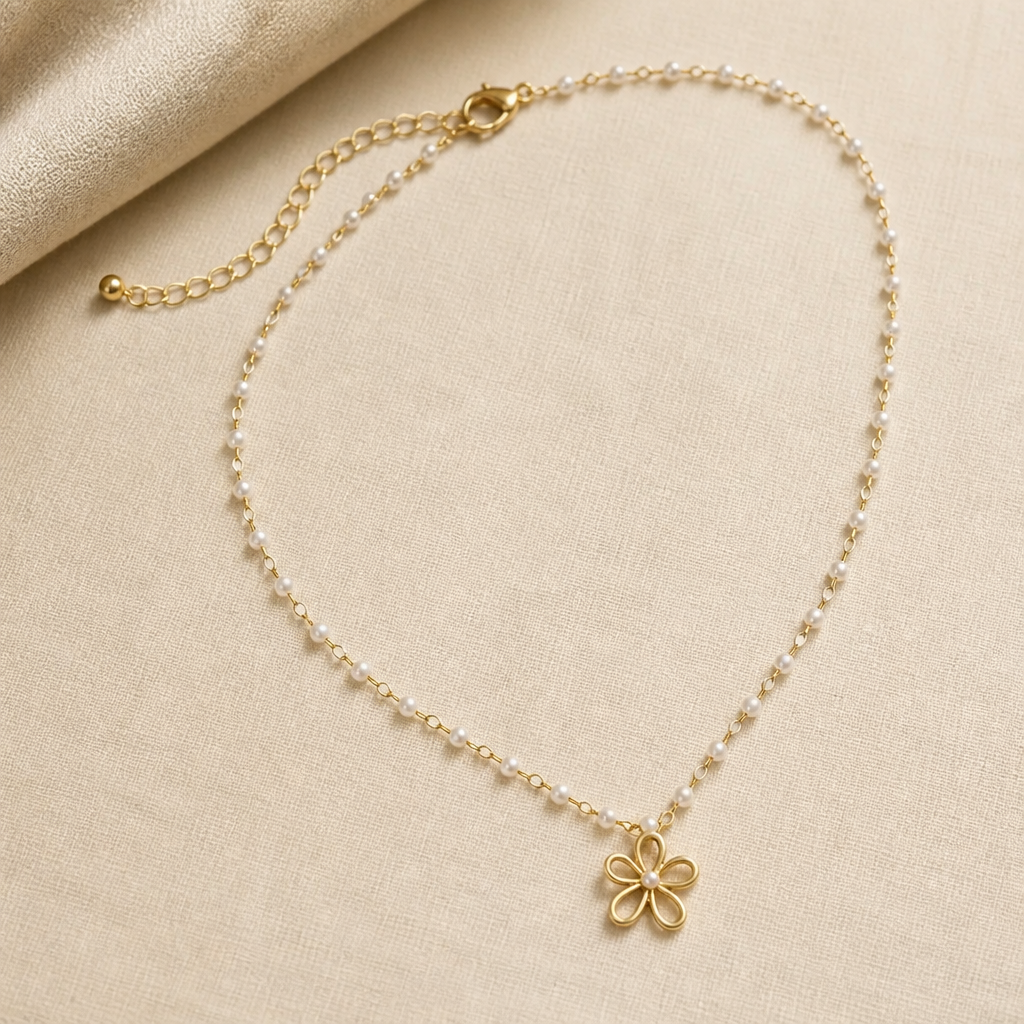 Tiny Pearl with Flower Necklace