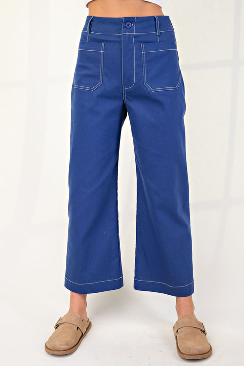 Contrast Stitching Crop