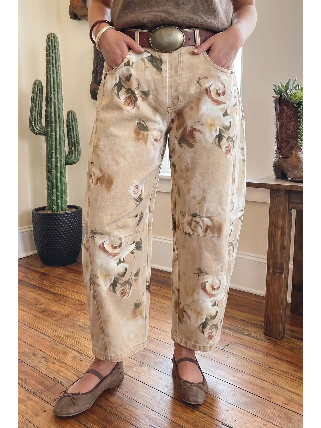 66 Western Retro Floral Print Relaxed Barrel