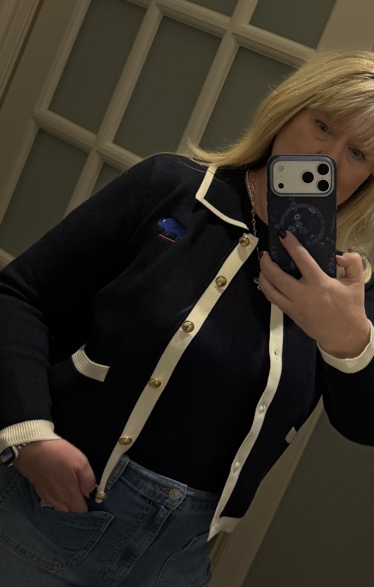 Tempo Corp, Bills cardigan