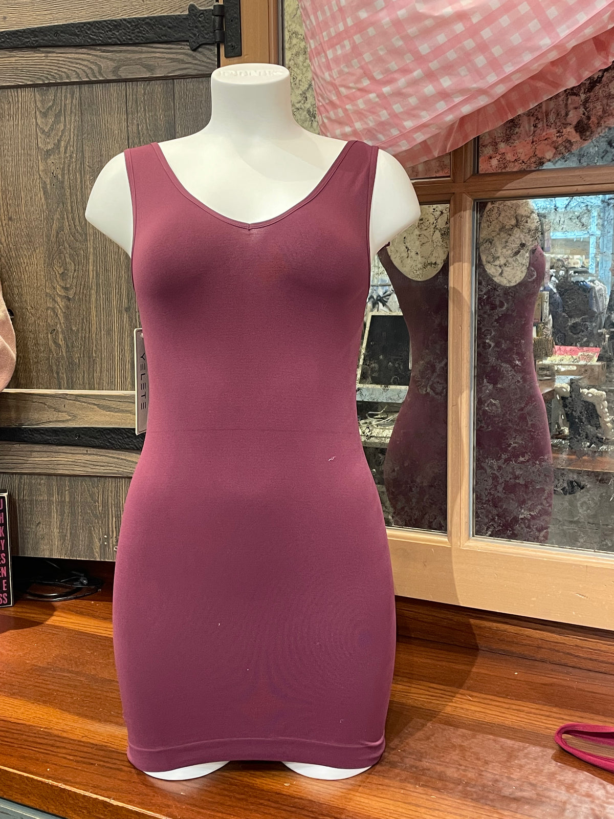 Reversible V or U Neckline Seamless Tank