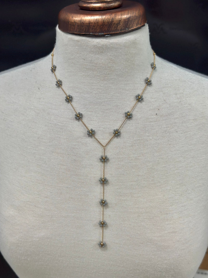Pick Me Daisy Necklace