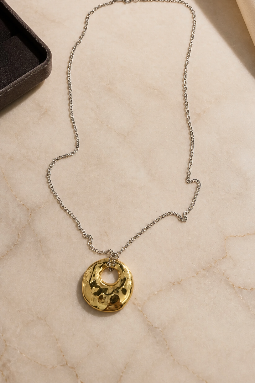 The Bold Summer Necklace