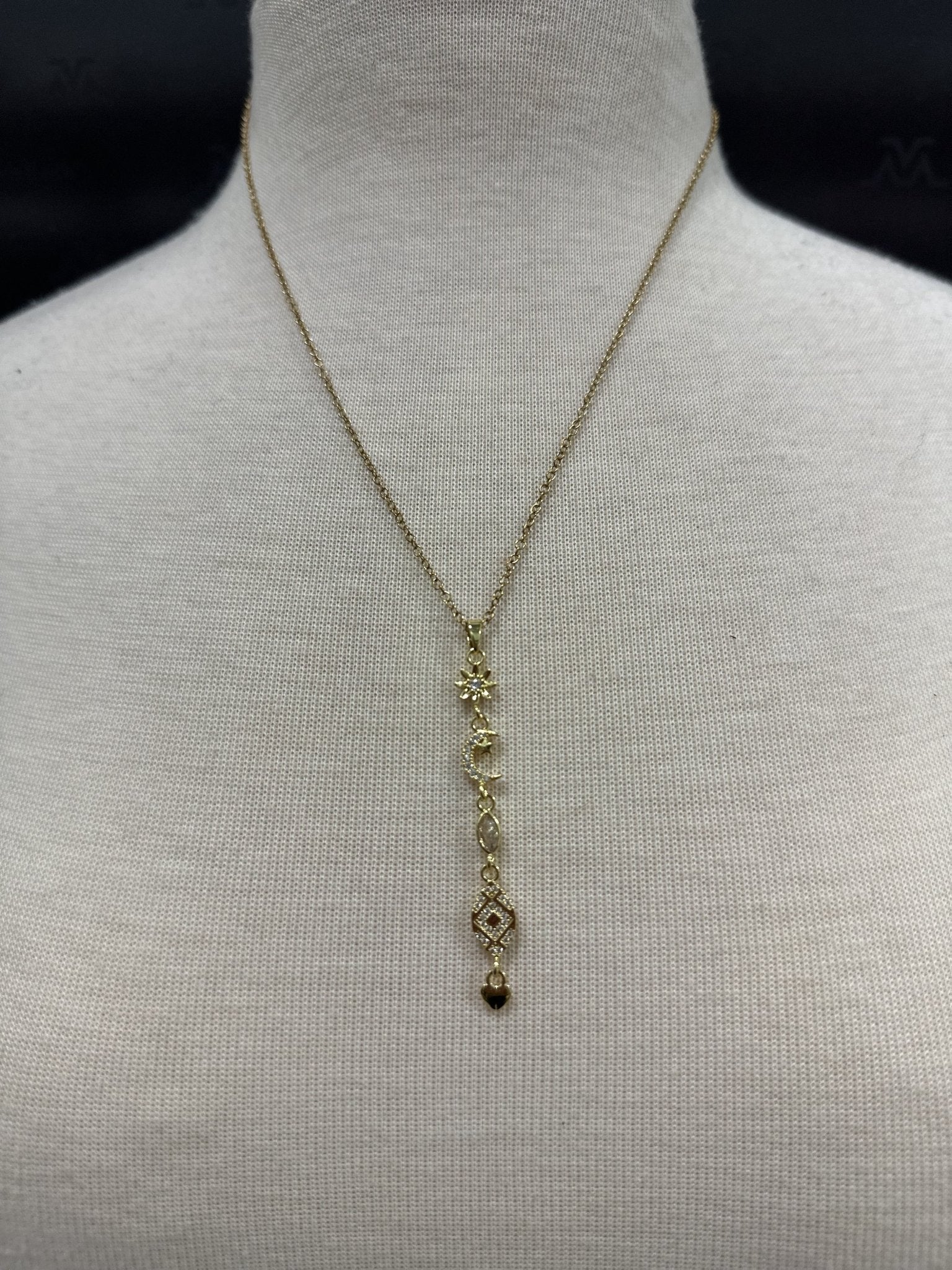 chain of charms - Chandeliers Boutique ny