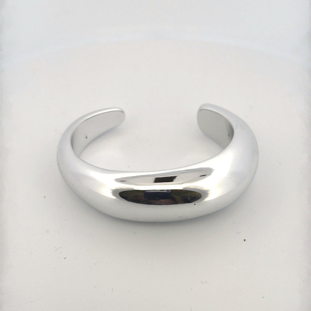 Chunky Cuff Bracelet - Chandeliers Boutique ny