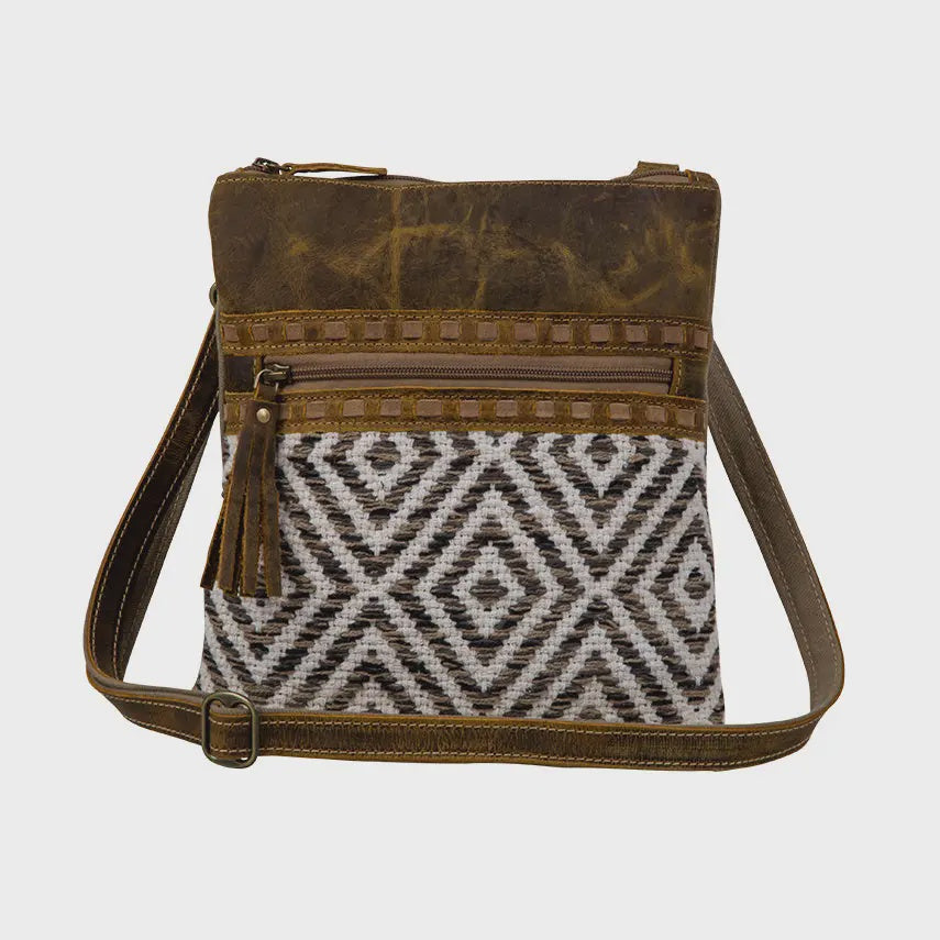 Sand Weaver Small & Crossbody Bag