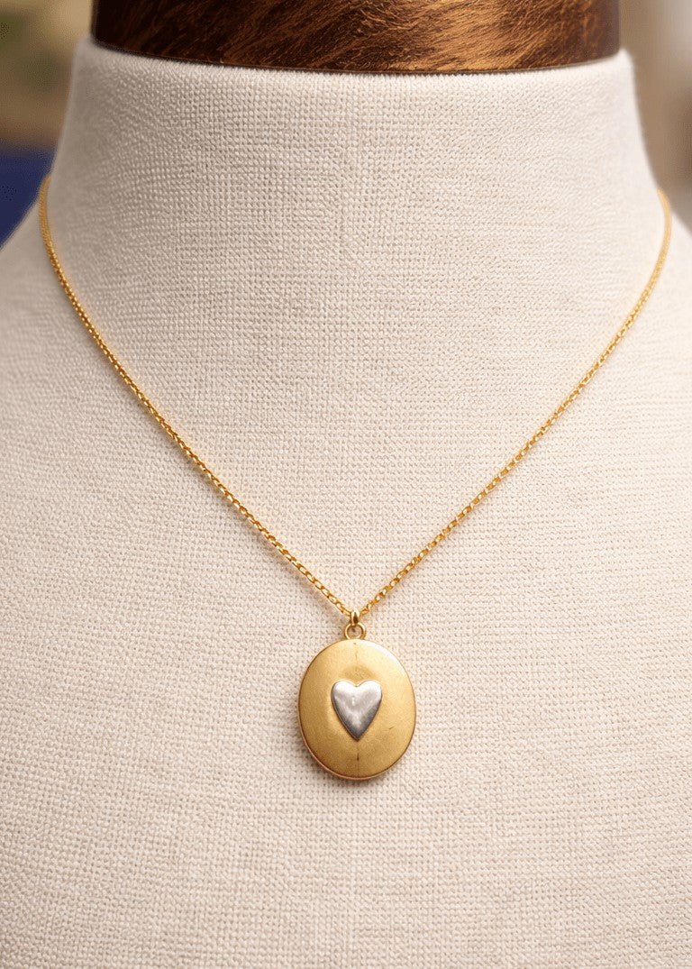 Evie Heart Necklace - Chandeliers Boutique ny