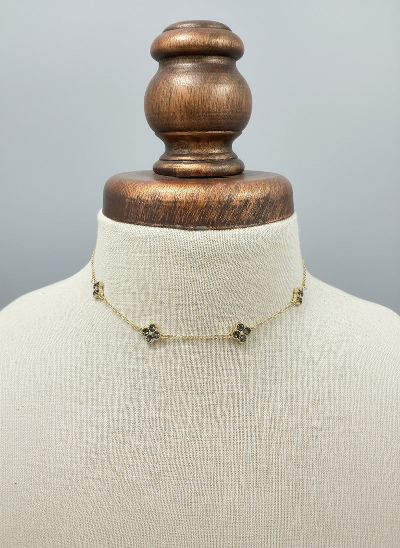 Glass Clover Station Necklace - Chandeliers Boutique ny