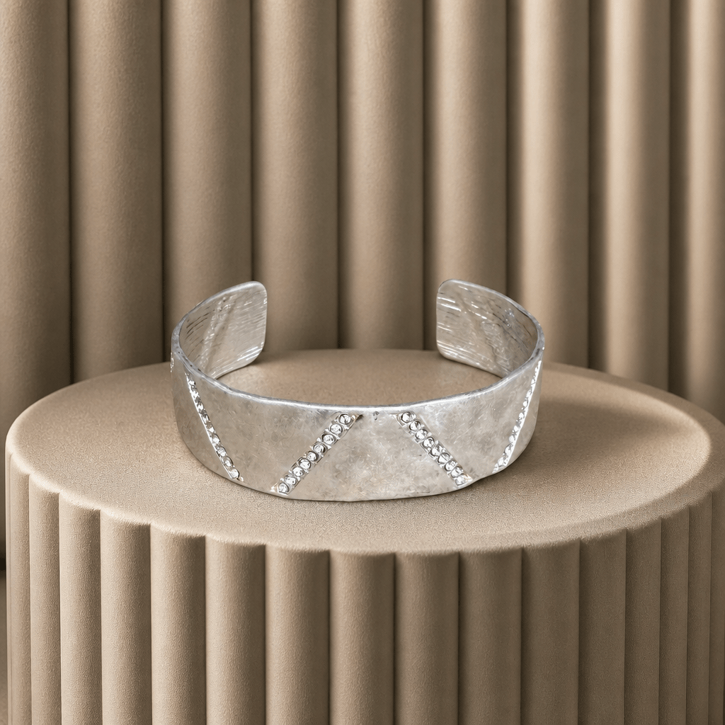 Hammered Cuff Pavé Rhinestone - Chandeliers Boutique ny