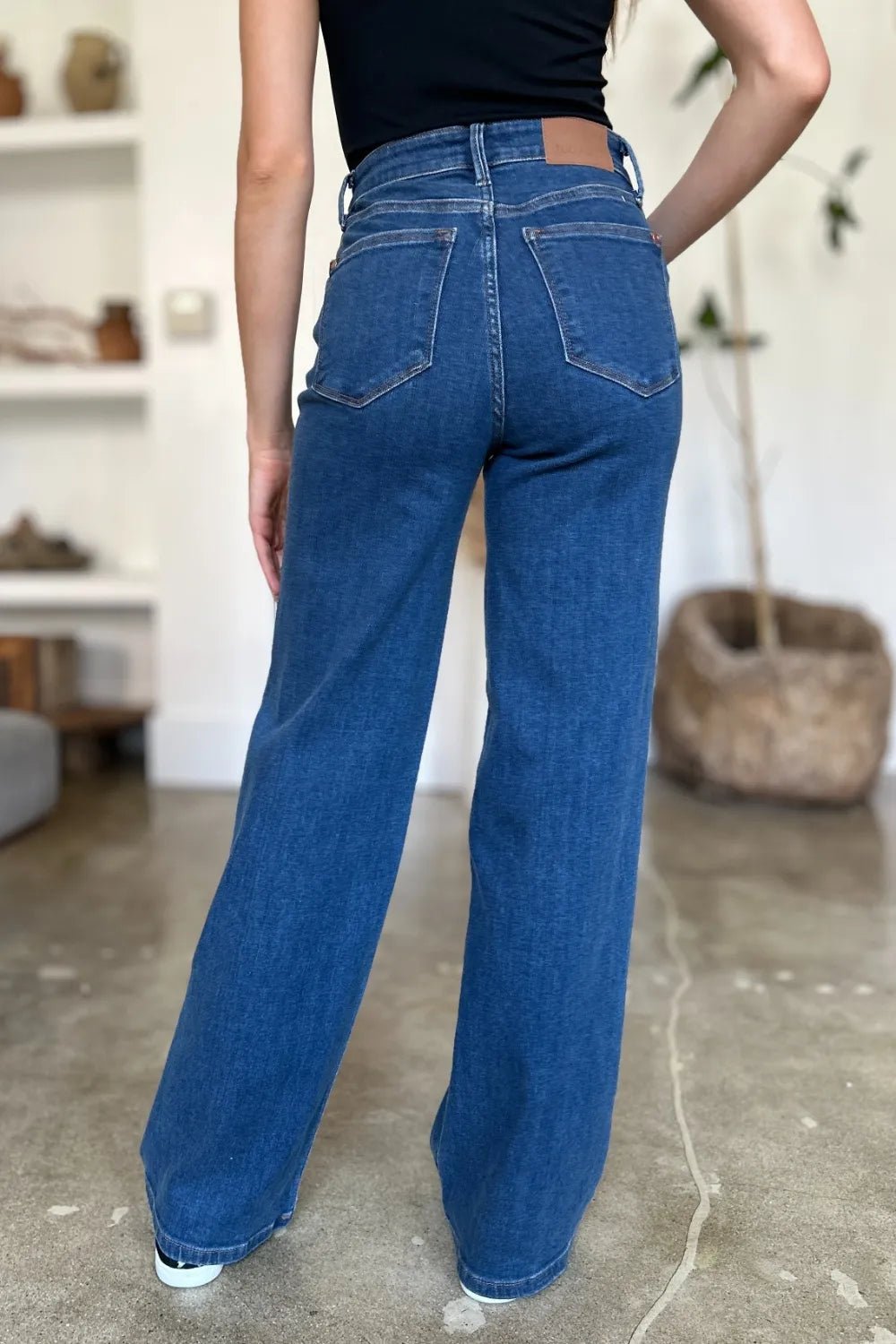 Judy Blue Full Size High Rise Straight Jeans - Chandeliers Boutique ny
