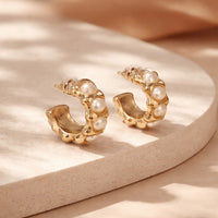 Julie Hoop - Chandeliers Boutique ny