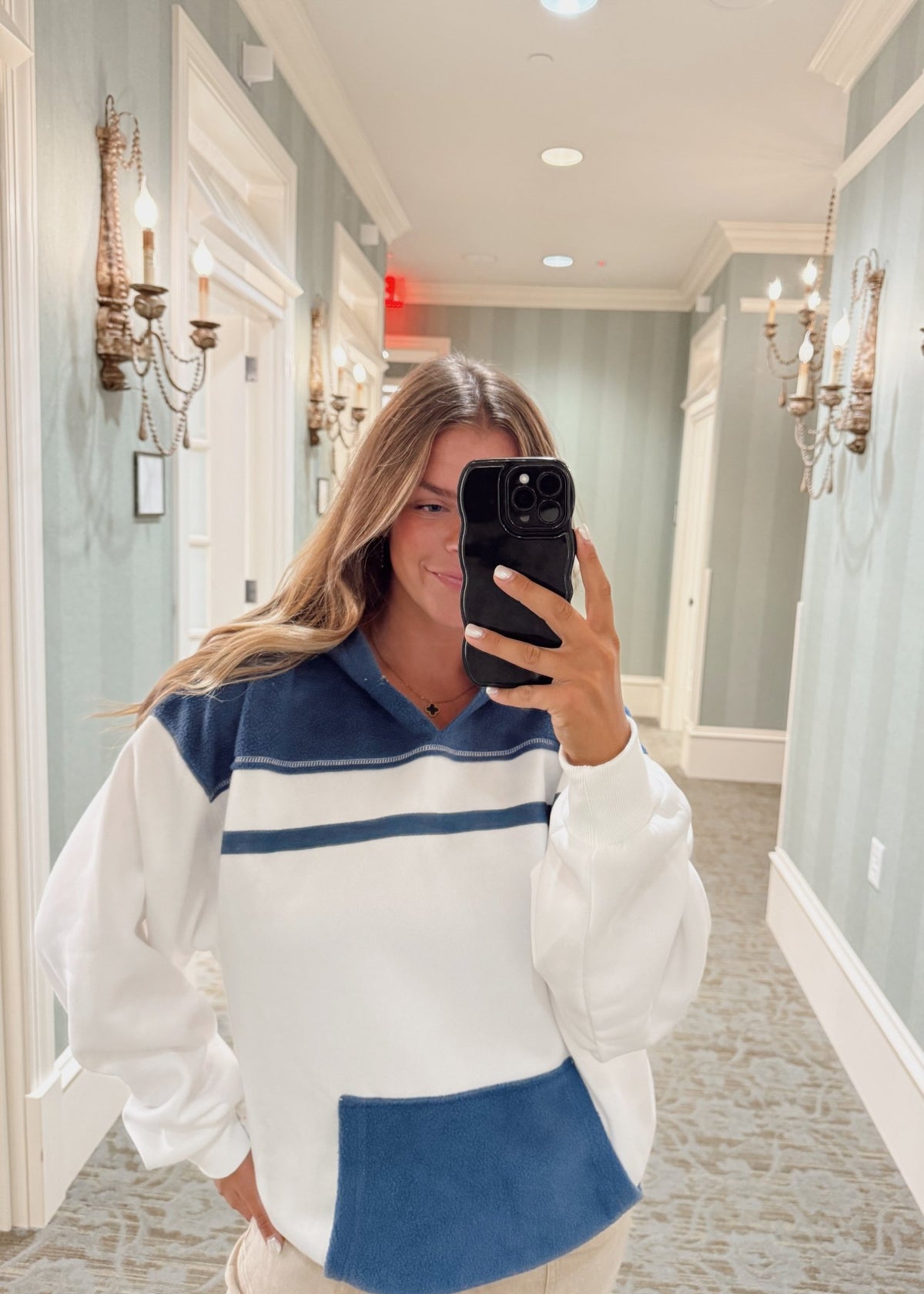 Lari Hooded Sweatshirt - Chandeliers Boutique ny