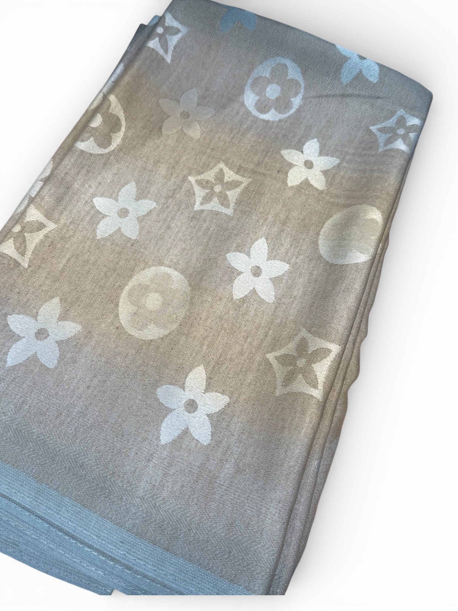 Lightweight Flower Scarf - Chandeliers Boutique ny