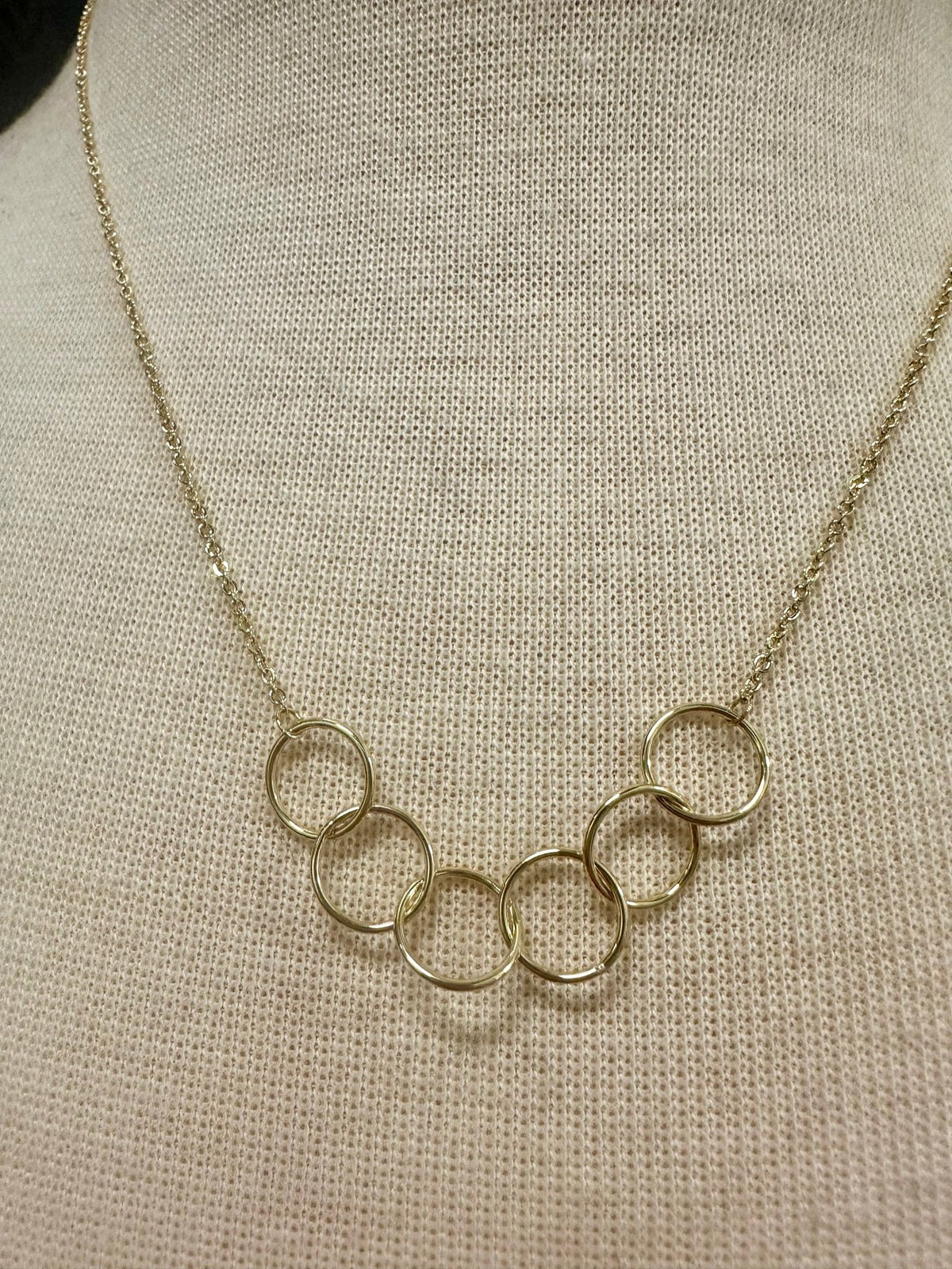 multiple circle necklace - Chandeliers Boutique ny