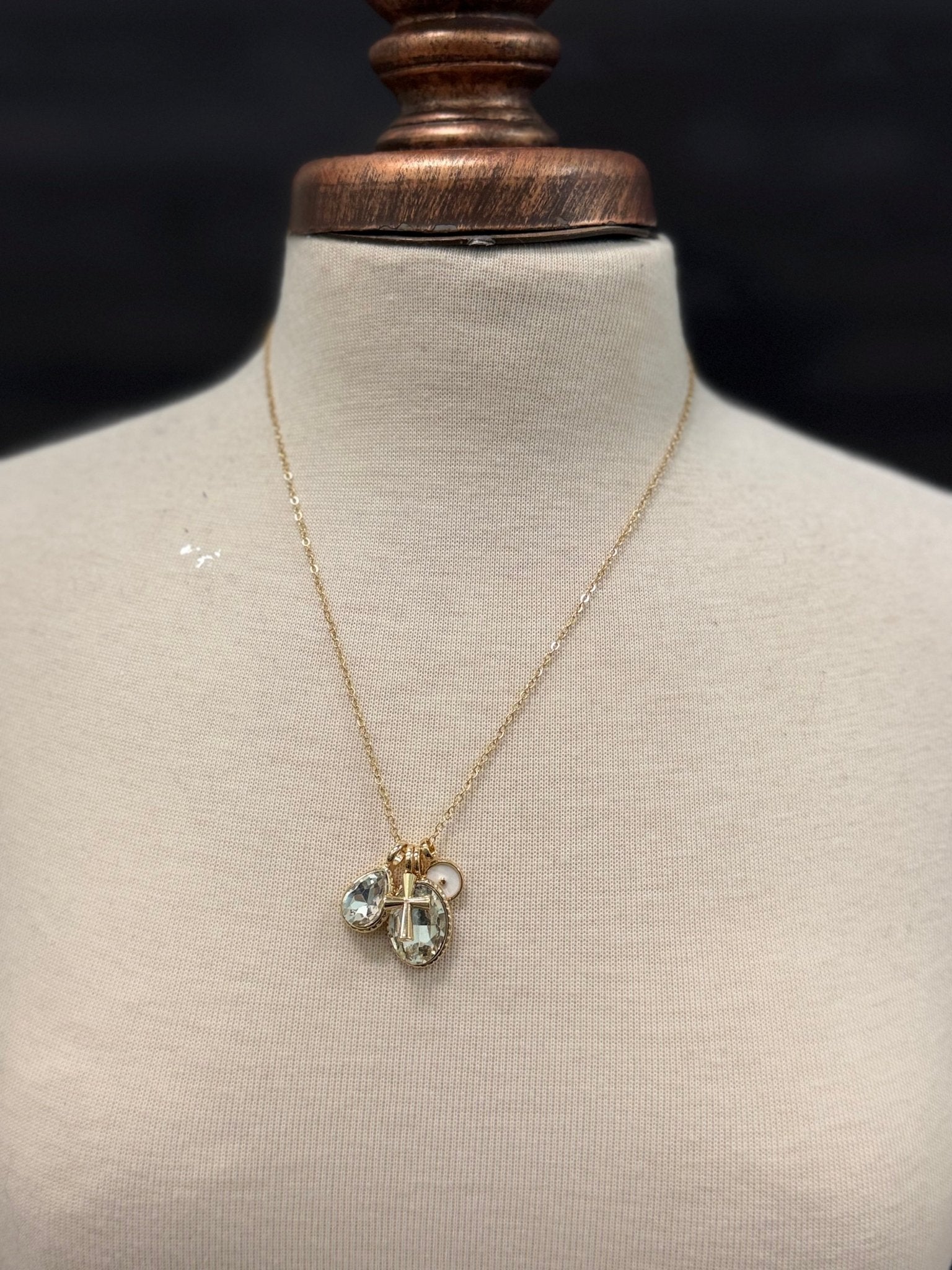 Oval Charm Necklace - Chandeliers Boutique ny