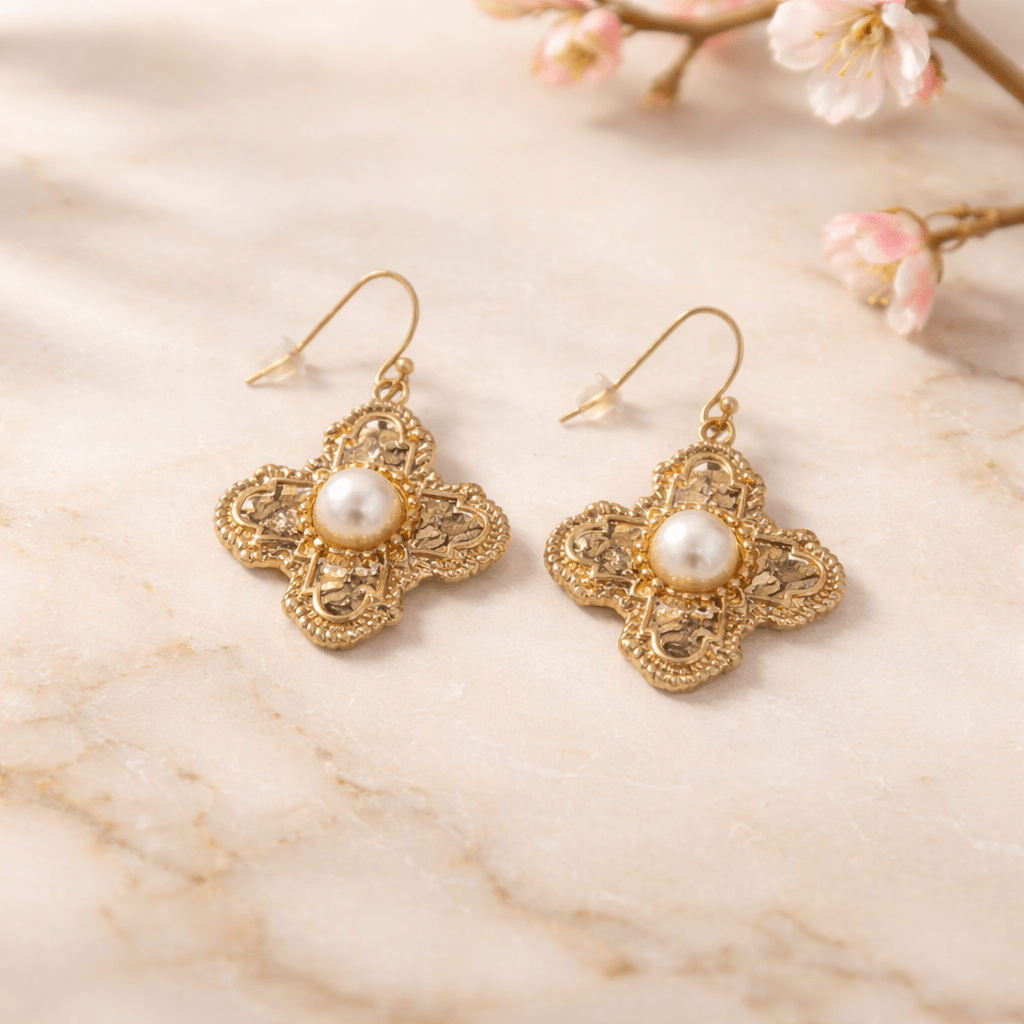 Pearl Center Earring - Chandeliers Boutique ny