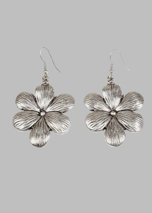 Pewter Daisy Earring - Chandeliers Boutique ny