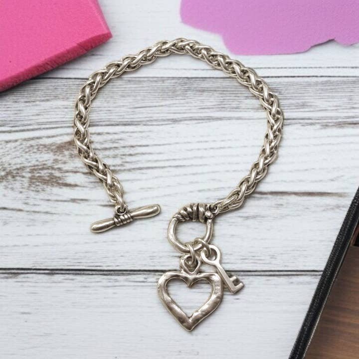 Pewter Heart Toggle Bracelet - Chandeliers Boutique ny