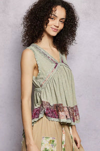 POL Lace Detail Ruffled Ribbed Sleeveless Top with Floral Pattern Trim Detail - Chandeliers Boutique ny