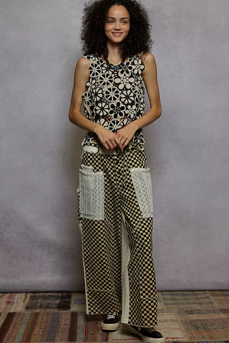 POL Round Neck Floral Crochet Sleeveless Cropped Top - Chandeliers Boutique ny