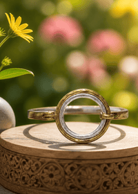 Spring w/ hook Bracelet circle - Chandeliers Boutique ny