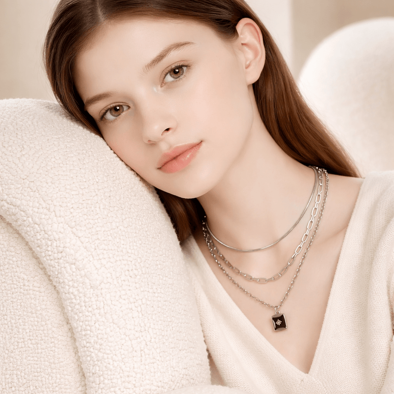 Star On Square Necklace - Chandeliers Boutique ny