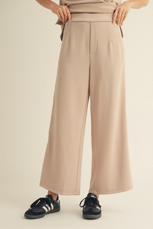 Striped Down Line Pants With Pockets - Chandeliers Boutique ny