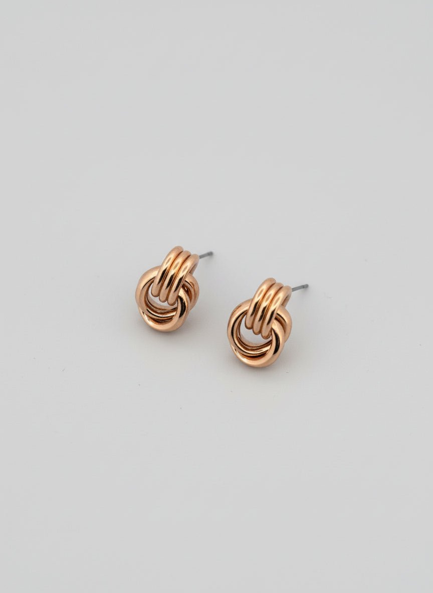 twist and shout earring - Chandeliers Boutique ny