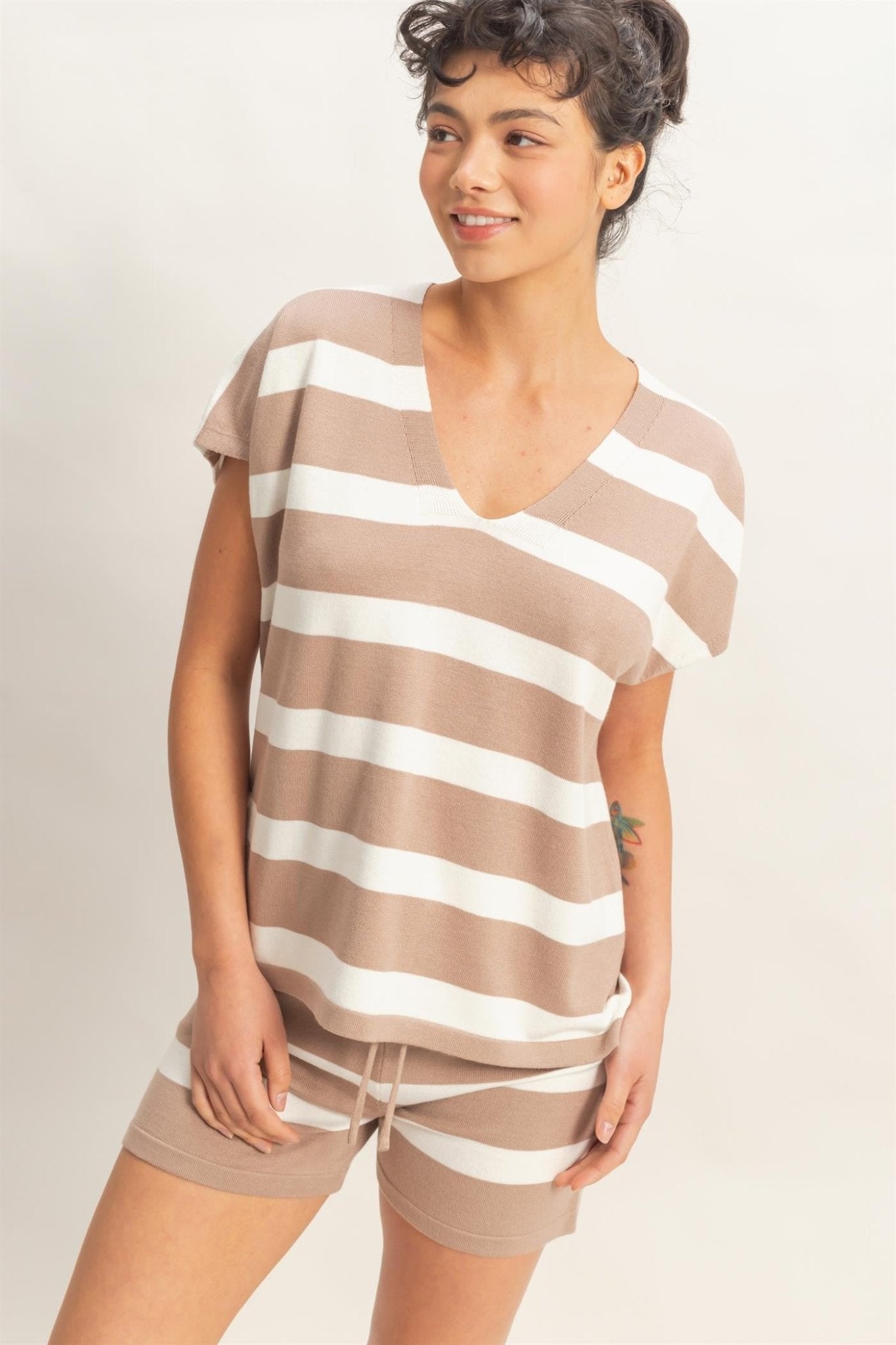 V Neck Striped Top - Chandeliers Boutique ny