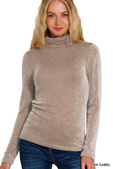 RIBBED TURTLE NECK LONG SLEEVE TOP